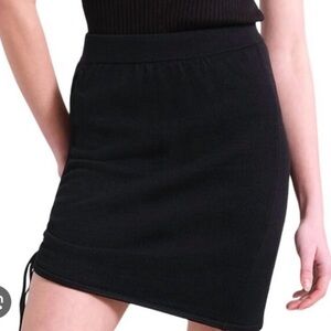 NWOT Modern Citizen Women’s Taryn Black Cinched Knit‎ Skirt